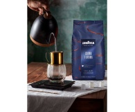 Кава Lavazza Crema e Aroma у зернах 1 кг. Изображение №2 Кава Lavazza Crema e Aroma у зернах 1 кг. Изображение №2