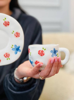 Чашка з блюдцем «Троянди та мальви» 300 мл. Зображення №3