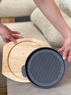 Блюдо чавунне на підставці «Гриль» 22 см. Зображення №3