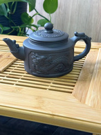 Чайник глиняний 360 мл «ТЯНЬ-ЛУН - небесний дракон», (ТЕМНИЙ). Зображення №4