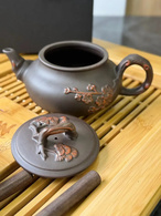 Чайник глиняний 450 мл «Червоний листок» (подарункова коробка). Зображення №2