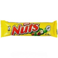 Батончик Нестле натс Nestle nuts 42g