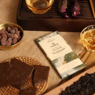 Шоколад Sisters А. 75% з чаєм улун Да Хун Пао від TEAHOUSE, 58г. Зображення №5